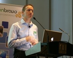 Мэтт Эсей на конференции Openbravo Мэтт Эсей на конференции Openbravo